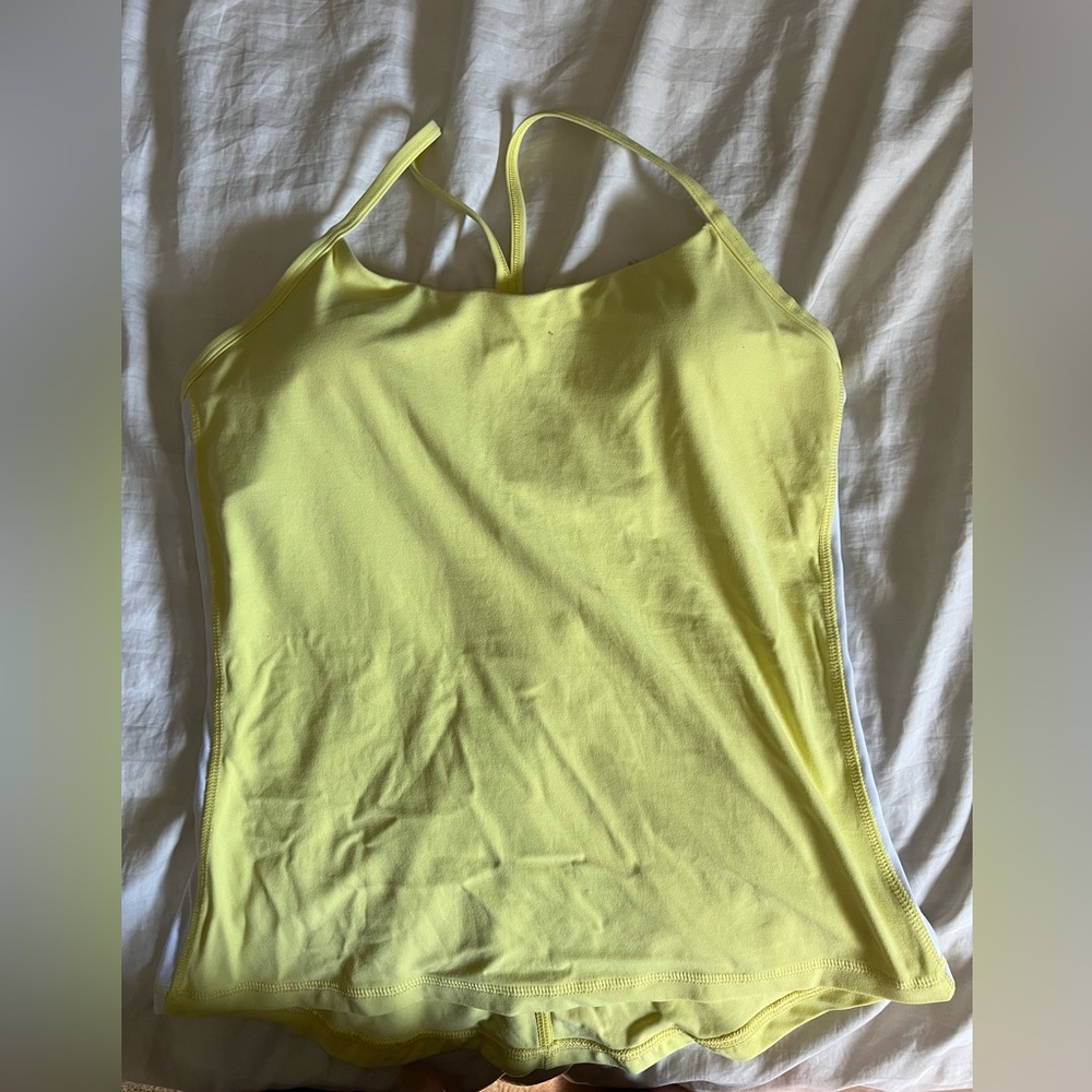 Stori size 8 yellow top